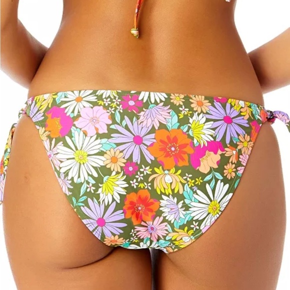 NWT Salt + Cove
Juniors' Printed Side-Tie Bikini Bottoms size XS - Picture 3 of 3